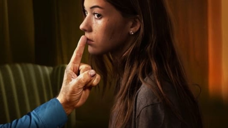 ¡RePeLiS—VER! The Girl Who Escaped: The Kara Robinson Story (2023) | Película Español y latino logo